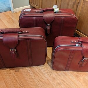 Elegant Burgundy Leather Travel Bag Set
